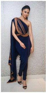 Rakul Preet Singh feet photo thumbnail