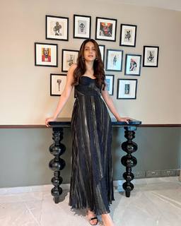 Rakul Preet Singh feet photo thumbnail