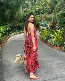 Rakul Preet Singh feet photo thumbnail