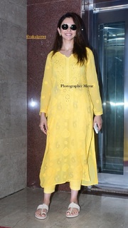 Rakul Preet Singh feet photo thumbnail