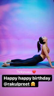 Rakul Preet Singh feet photo thumbnail