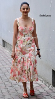 Rakul Preet Singh feet photo thumbnail