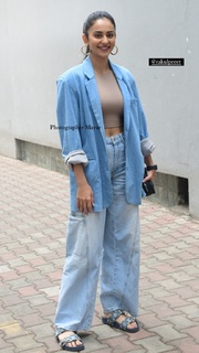 Rakul Preet Singh feet photo thumbnail