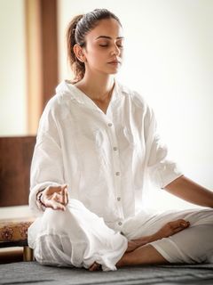 Rakul Preet Singh feet photo 7