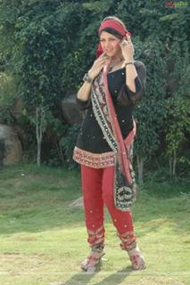 Rambha feet photo 7