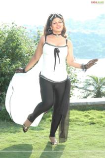 Rambha feet photo 6