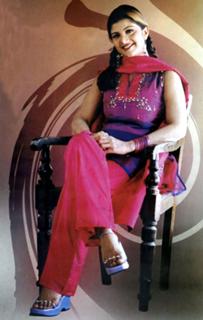 Rambha feet photo 19