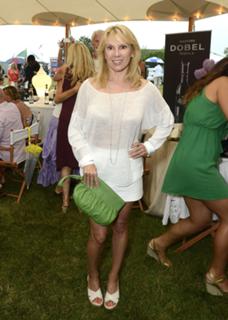 Ramona Singer feet photo 7