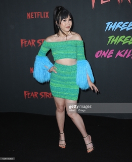 Ramona Young feet photo 1