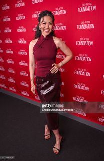 Ramona Young feet photo 7