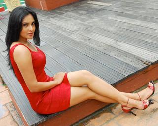 Ramya feet photo 5