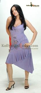 Ramya feet photo 10