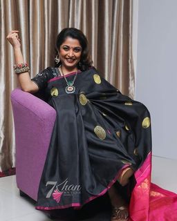 Ramya Krishna feet photo 18