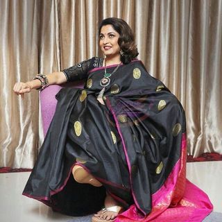 Ramya Krishna feet photo 16