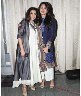 Ramya Krishna feet photo 13