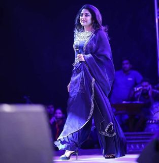 Ramya Krishna feet photo 6
