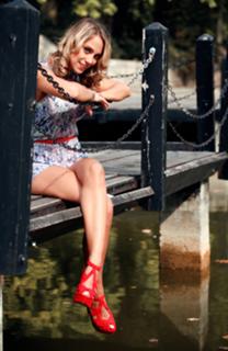 Ramóna Kiss feet photo 3