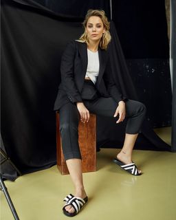 Ramóna Kiss feet photo 4