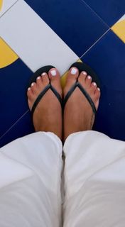 Ramóna Kiss feet photo 1