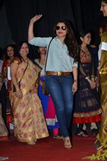 Rani Mukerji feet photo thumbnail