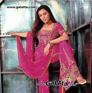 Rani Mukerji feet photo thumbnail