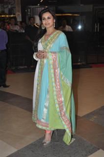 Rani Mukerji feet photo thumbnail