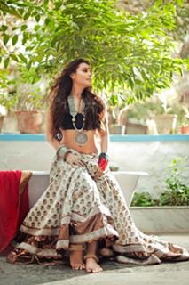 Rani Mukerji feet photo thumbnail