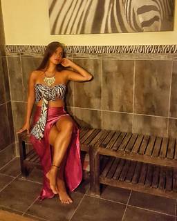 Rania Mansour feet photo thumbnail