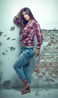 Rania Mansour feet photo thumbnail