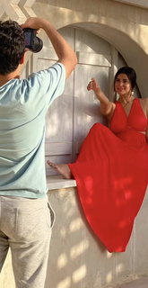 Rania Mansour feet photo thumbnail