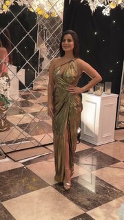 Rania Mansour feet photo thumbnail