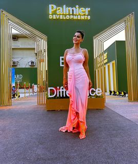 Rania Mansour feet photo thumbnail