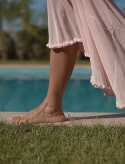 Rania Mansour feet photo thumbnail