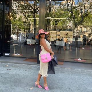 Rania Youssef feet photo thumbnail