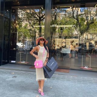 Rania Youssef feet photo thumbnail
