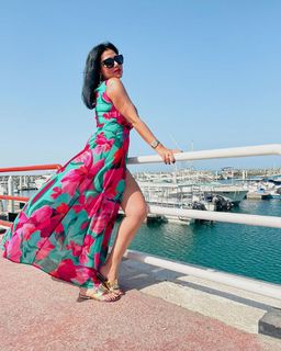 Rania Youssef feet photo thumbnail