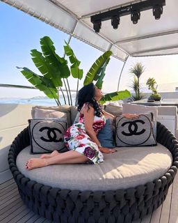 Rania Youssef feet photo thumbnail