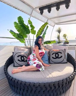Rania Youssef feet photo thumbnail
