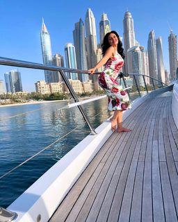 Rania Youssef feet photo thumbnail