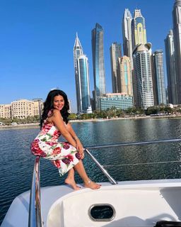Rania Youssef feet photo thumbnail
