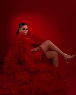 Rania Youssef feet photo thumbnail