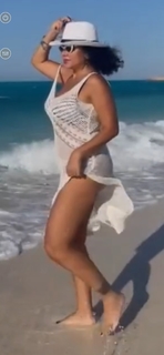Rania Youssef feet photo thumbnail