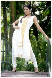 Ranjini Haridas feet photo 9