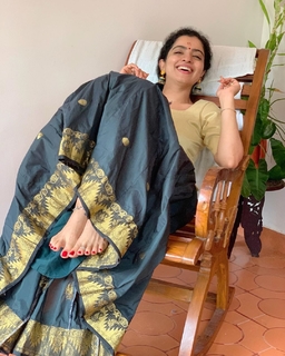 Ranjitha Menon feet photo 2