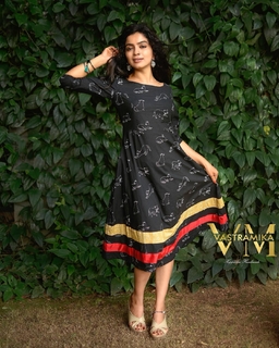 Ranjitha Menon feet photo 6