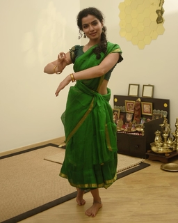 Ranjitha Menon feet photo 1