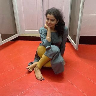 Ranjitha Menon feet photo 15