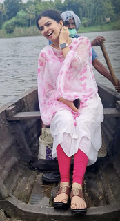 Ranjitha Menon feet photo 10