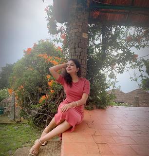 Ranjitha Menon feet photo 4