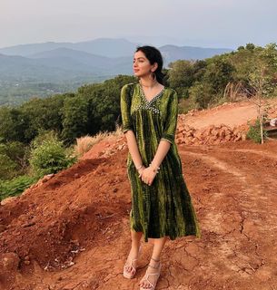 Ranjitha Menon feet photo 6